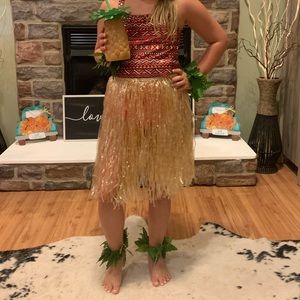 Size 10/12 Outfit of Choice